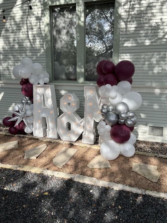 Southside Shaded Venue For A&m Outdoor Events - Bryan, TX
