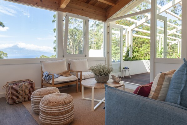 TV, printers - Cabanas da Viscondessa - Azores, São Jorge island (Azores)