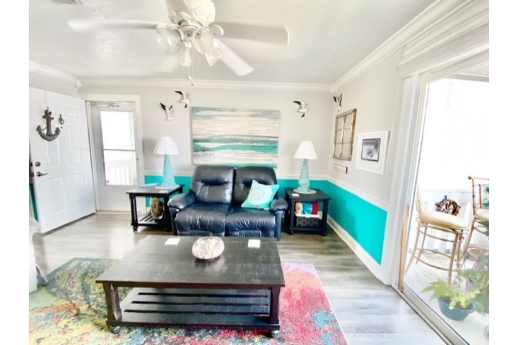 Beautiful Waterfront Condo With Pool!