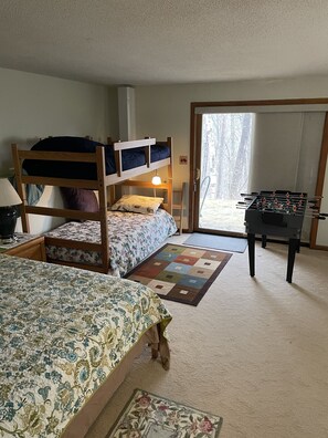 2 habitaciones, escritorio, wifi gratis y ropa de cama 