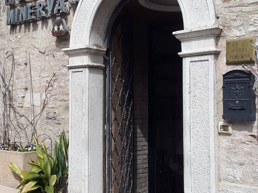 Entrée de l’hébergement