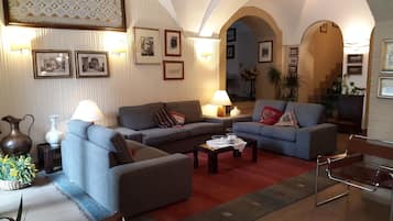 Sala de estar en el lobby