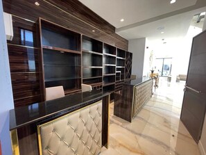 Lobby - Lush Penthouse w/  private rooftop Pool (Lagos)
