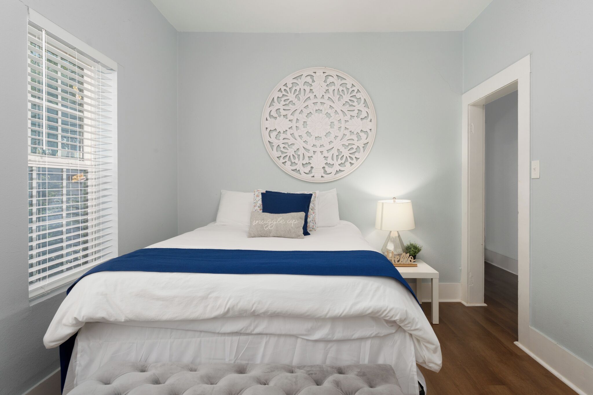 Schreibtisch, Bügeleisen/Bügelbrett, kostenloses WLAN, Bettwäsche