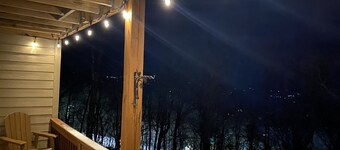 APPresSki - 5 bed Ski in Ski out - 50 Steps to Ski Sugar Mountain Slopes