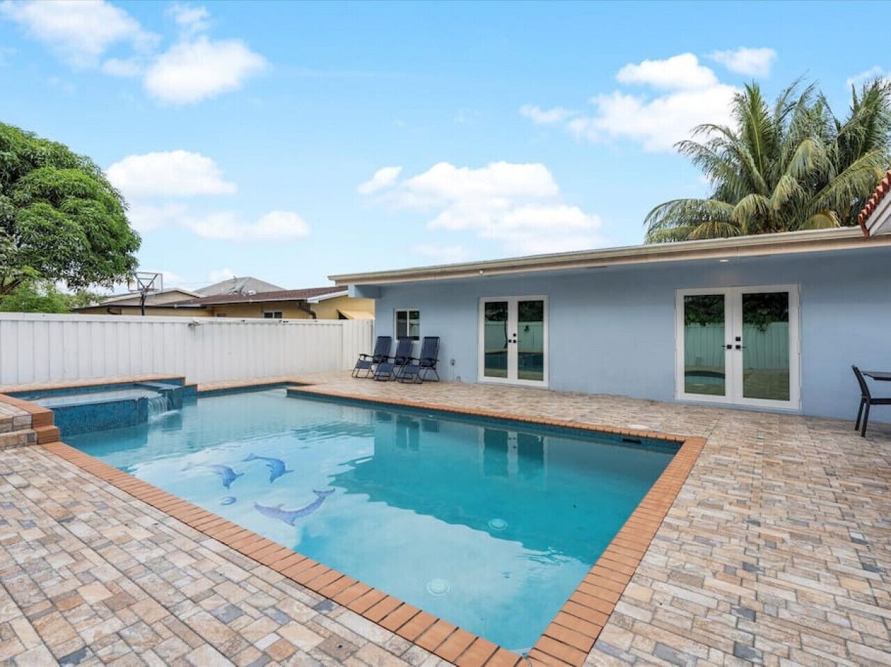 🌅 Blissful Retreat w/ HEATED POOL 🌴 4BDR 2BA