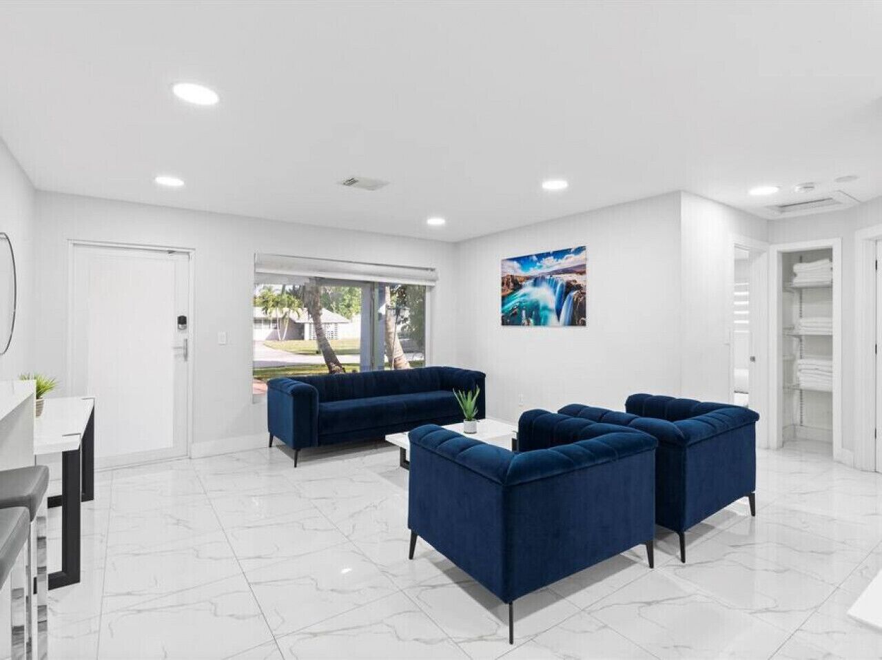 🌅 Blissful Retreat w/ HEATED POOL 🌴 4BDR 2BA