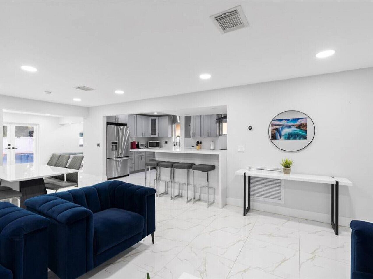 🌅 Blissful Retreat w/ HEATED POOL 🌴 4BDR 2BA