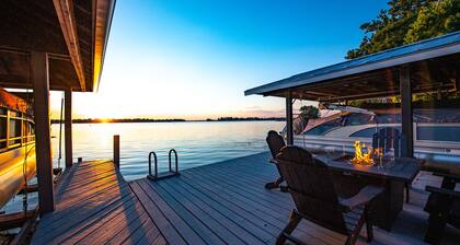 Best Sunsets on Indian Lake. Perfect for fall & winter escapes! Close to skiing.