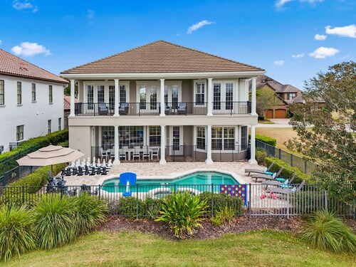 Themed bedrooms/Private pool/Themed Games Room/