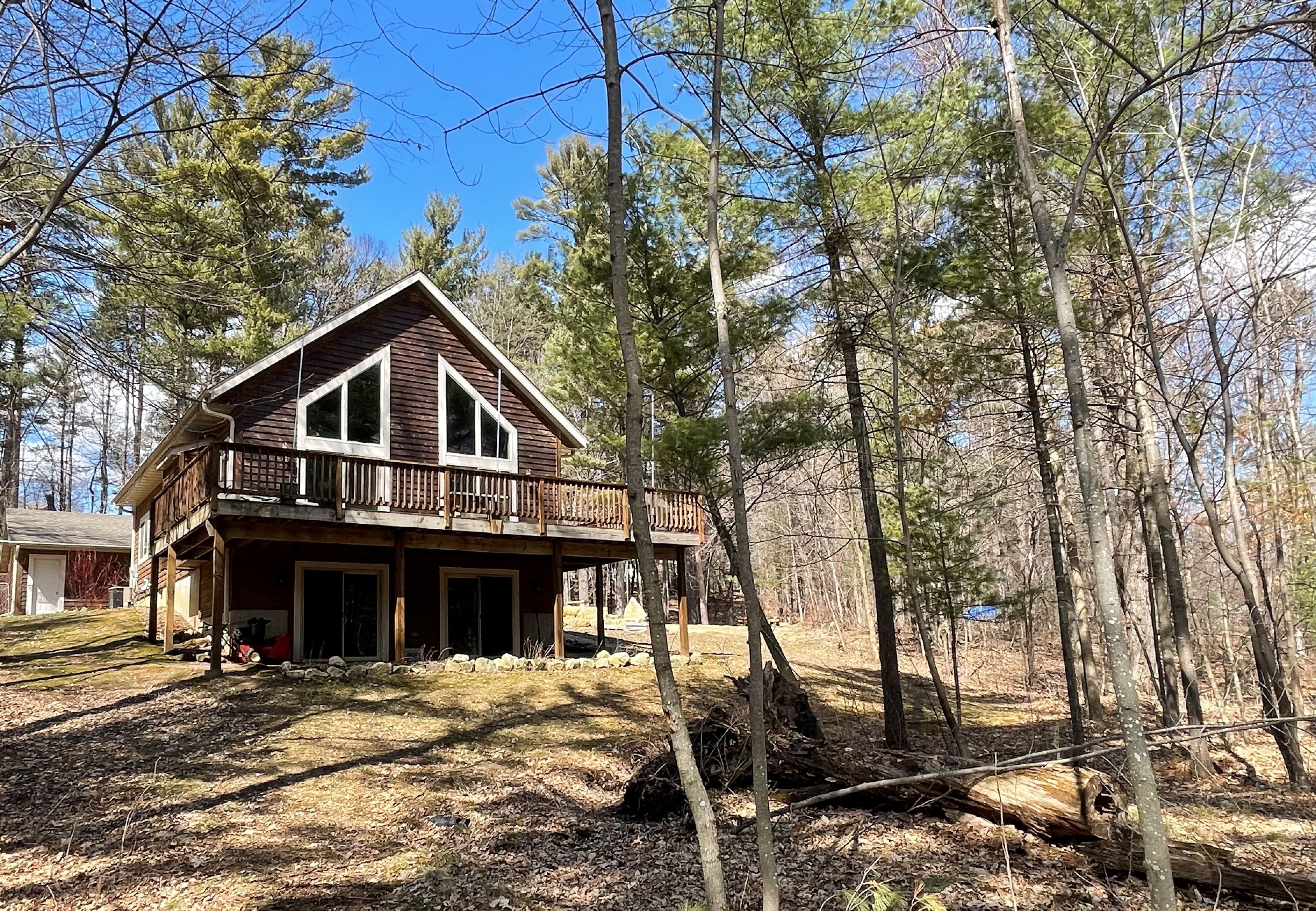 Lake Home Getaway just 60 miles from the Twin Cities!
