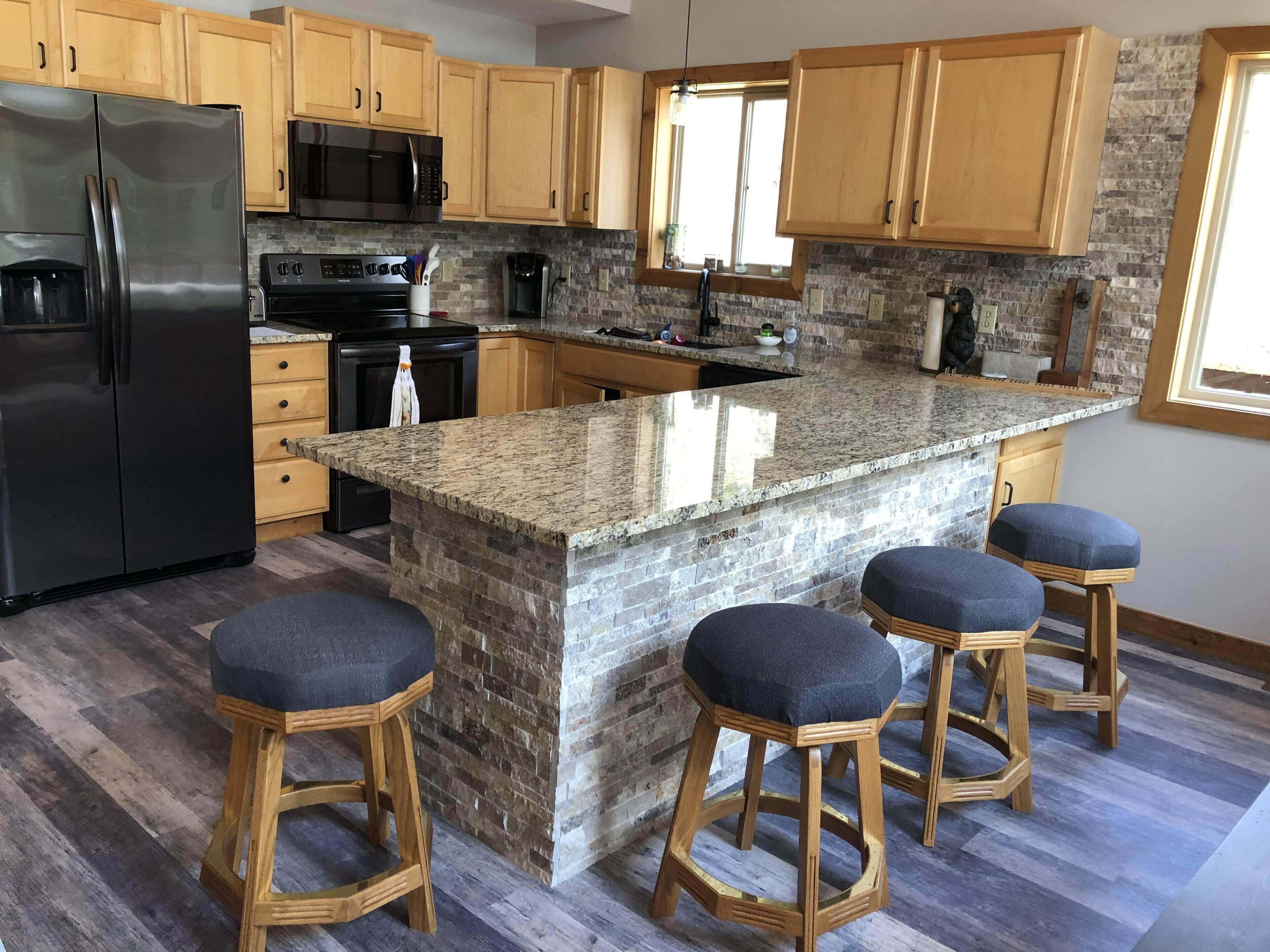 Lake Home Getaway just 60 miles from the Twin Cities!