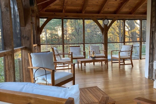 Enceinte de lâhĂ©bergement