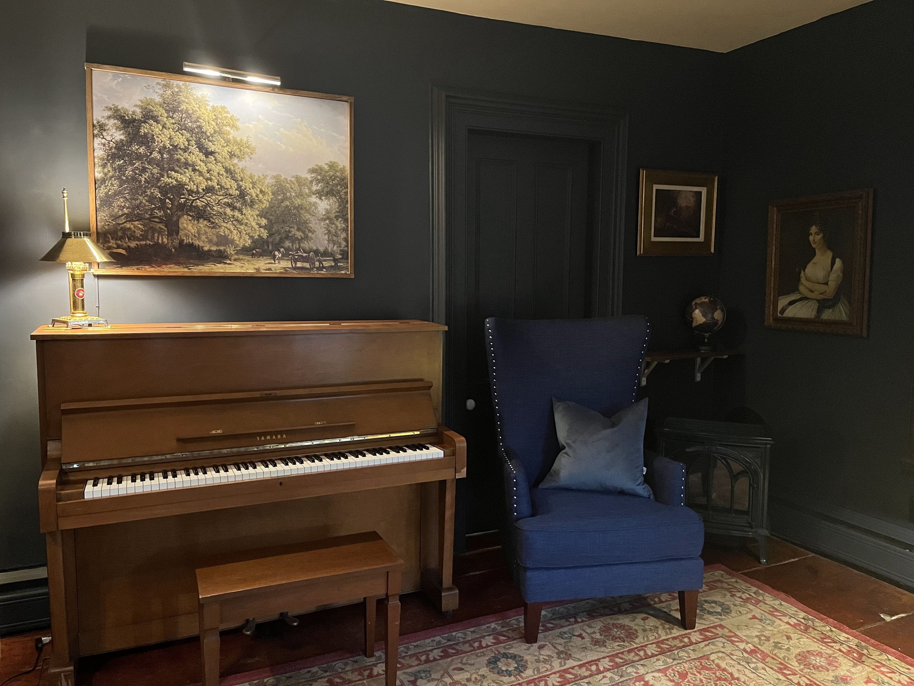 The Tate House, Historical and Spacious, 5 miles to downtown