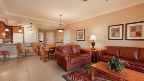 TV, DVD player - Family-friendly Vacation Resort - Minutes from Disney & Universal Theme Parks! (Kissimmee)