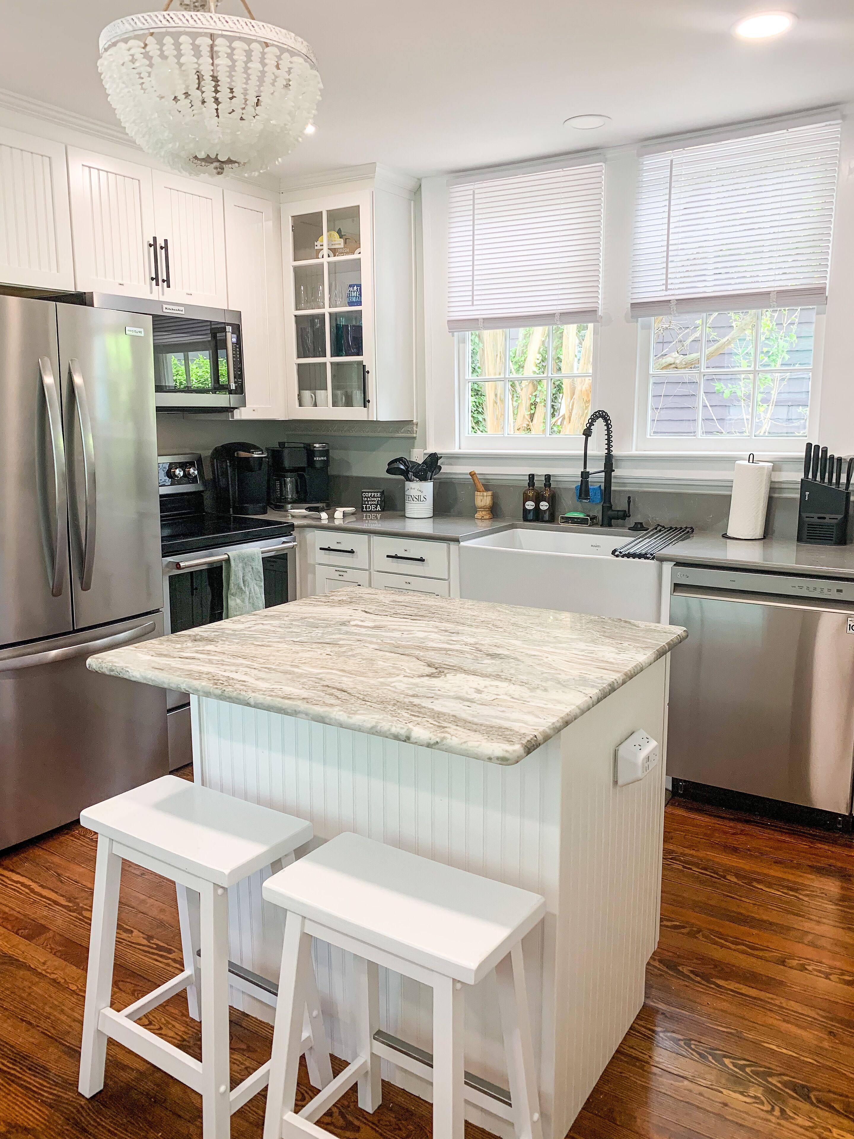 冰箱、微波炉、烤箱、炉灶