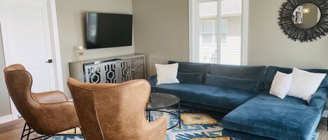 Smart-tv, een dvd-speler en boeken