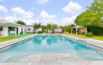 pool