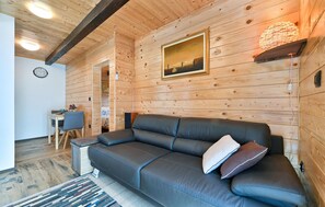 Smart-TV, peis, fotballspill og bordtennis