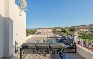 Outdoor dining - Stunning home in Plano (Plano)