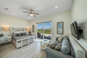 Smart TV - Shore to Please! Laguna Beach, Fl. Pet friendly! Across the street to the beach (Panama City Beach)