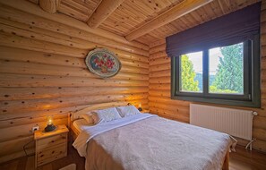 3 dormitorios, cuna de viaje, wifi gratis y ropa de cama