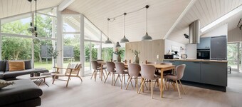 Awesome home in Væggerløse with sauna