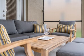 Interior - Lakeview Villa w/8 Bedrooms 5 King Suite 3 miles to Disney (Kissimmee)