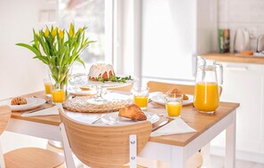 Dining - Amazing home in Nowecin with kitchen (Nowecin)