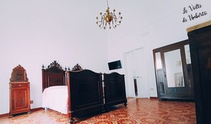 2 chambres, bureau, fer et planche à repasser, Wi-Fi gratuit