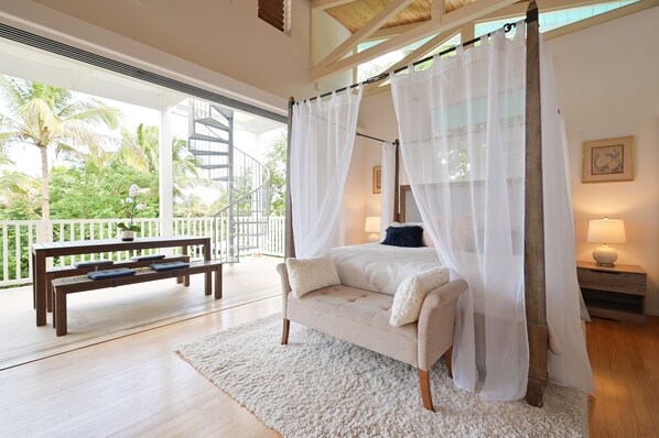 Interior - Secluded Jungle Penthouse with Rooftop Observation Deck (Pahoa)