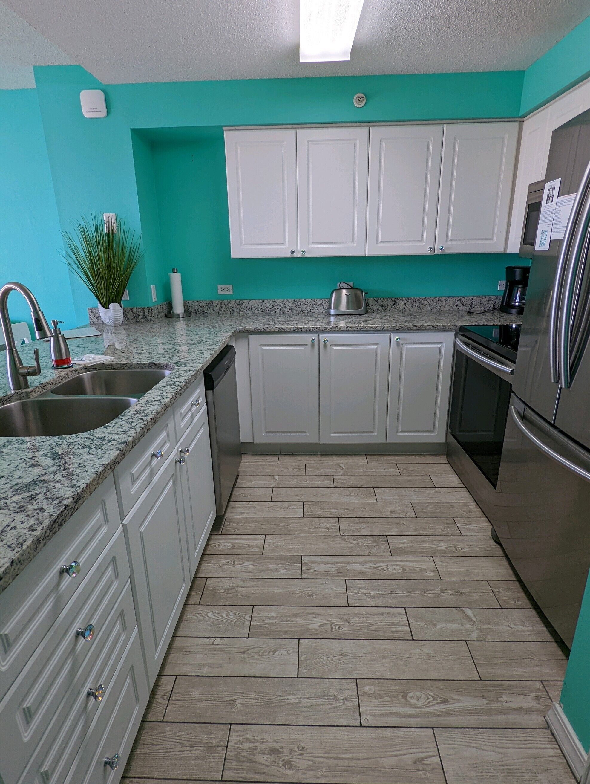 FREE BEACH SERVICE & WATER SPORTS THE EMERALD BLUE AT ISLAND PRINCESS BEACHFRONT