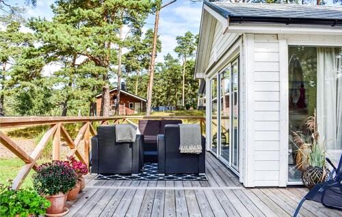 Lovely home in Yngsjö with WiFi
