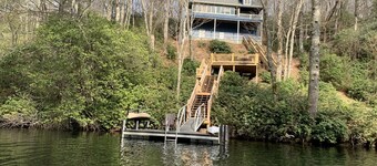 Serene Lakefront Cabin with Dock/Kayaks/Canoe & Fire Pit!!