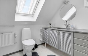 Shower - 2 bedroom nice apartment in Nexø (Nexø)