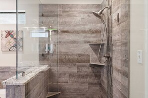 Unclassified image, 3 of 48, button - Walk to Beach, Heated Pool, Free Resort Amenities! (Miramar Beach)