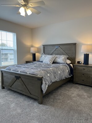 2 bedrooms, desk, iron/ironing board, free WiFi