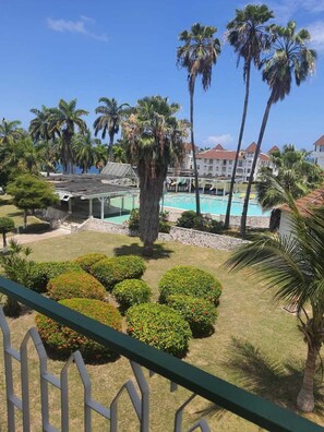 Terrace/patio - Seacastles Exclusive Vacation  Rentals (Montego Bay)