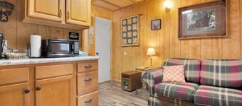 1BR Cabin in Gatlinburg close to Pigeon Forge
