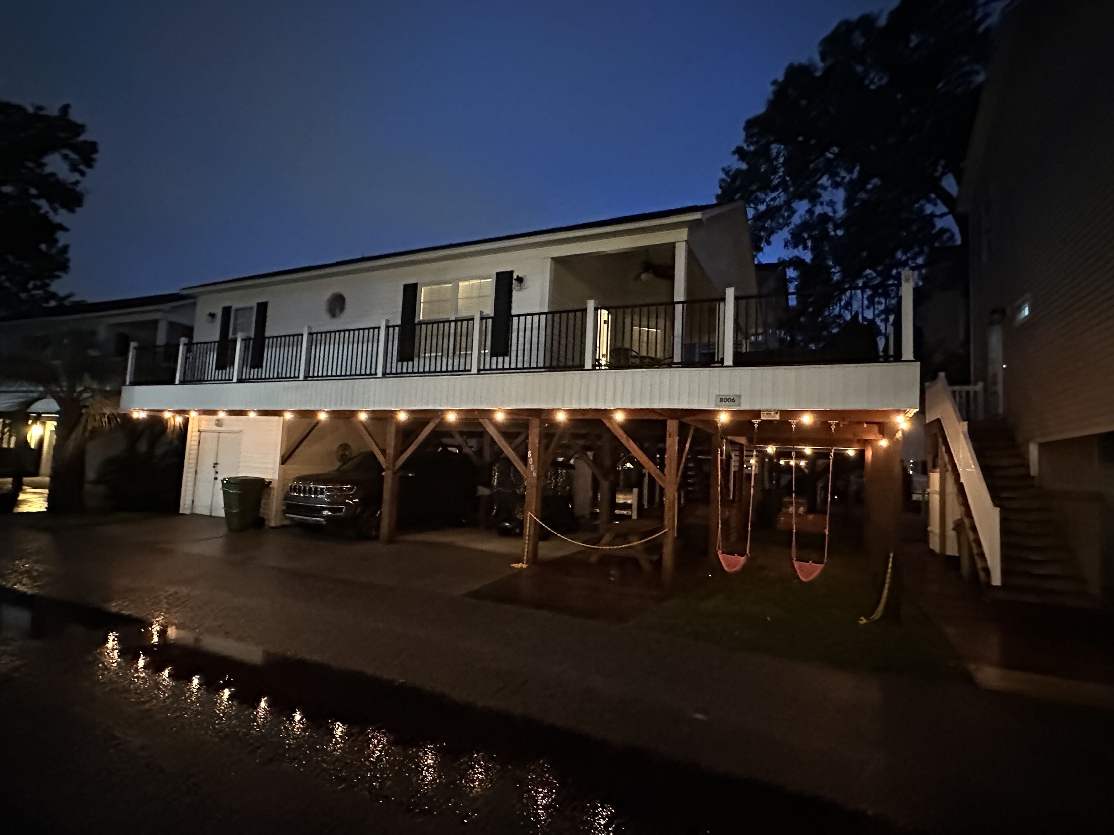 Ocean Lakes 2BR/2BA Beach House with Complementary Golf Cart