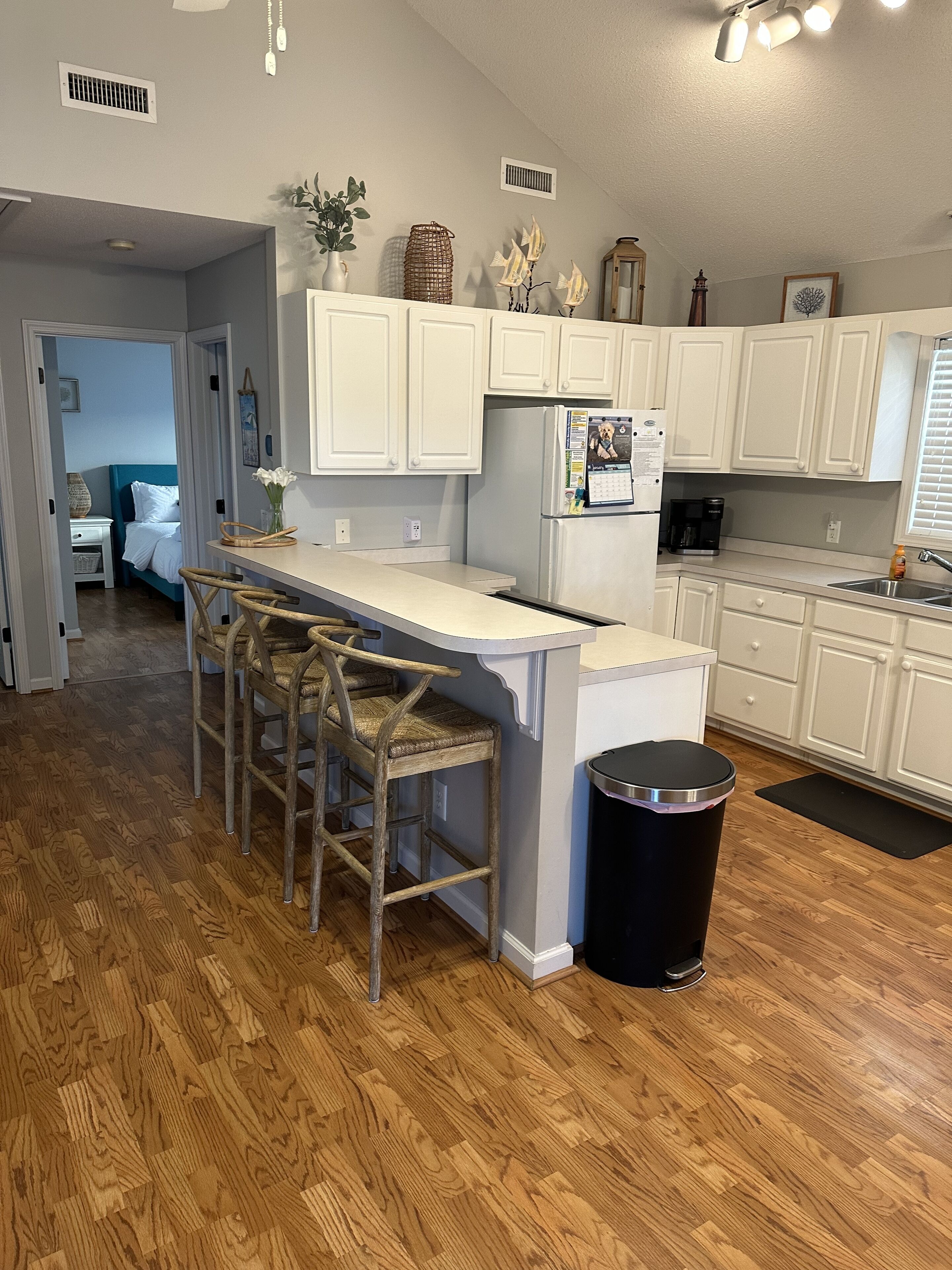 Ocean Lakes 2BR/2BA Beach House with Complementary Golf Cart