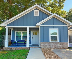 Exterior - Blue Angels Views from the Porch! Modern Downtown Home where Dogs are Welcome! (Pensacola)