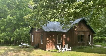 Quiet place to land near Lake Michigan, Crystal Lake, Trails, Fishing, and more!