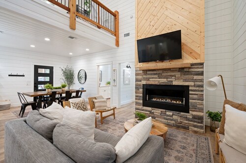 Secluded Creek Retreat | Pool + Hot Tub