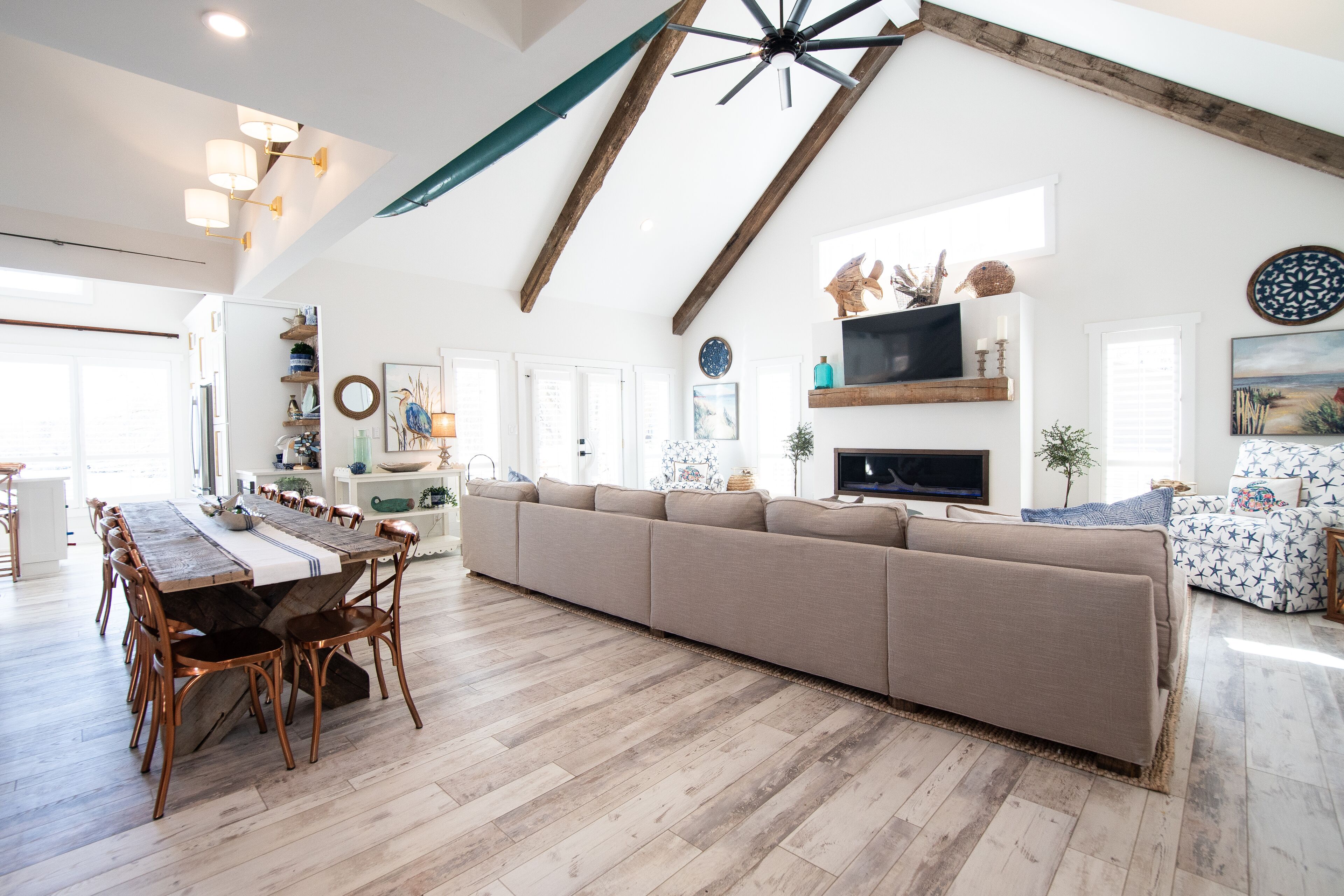 Southern Charm SML  -  DREAM house! 3 minutes from Bridgewater Plaza. 