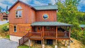 Exterior - Smokies Cabin-Indoor Pool & Hot Tub, Sunset View, Near Dollywood & Pigeon Forge (Sevierville)