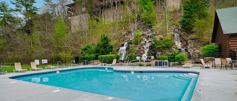 Indoor pool, outdoor pool