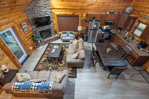 Smart-TV, peis og fotballspill