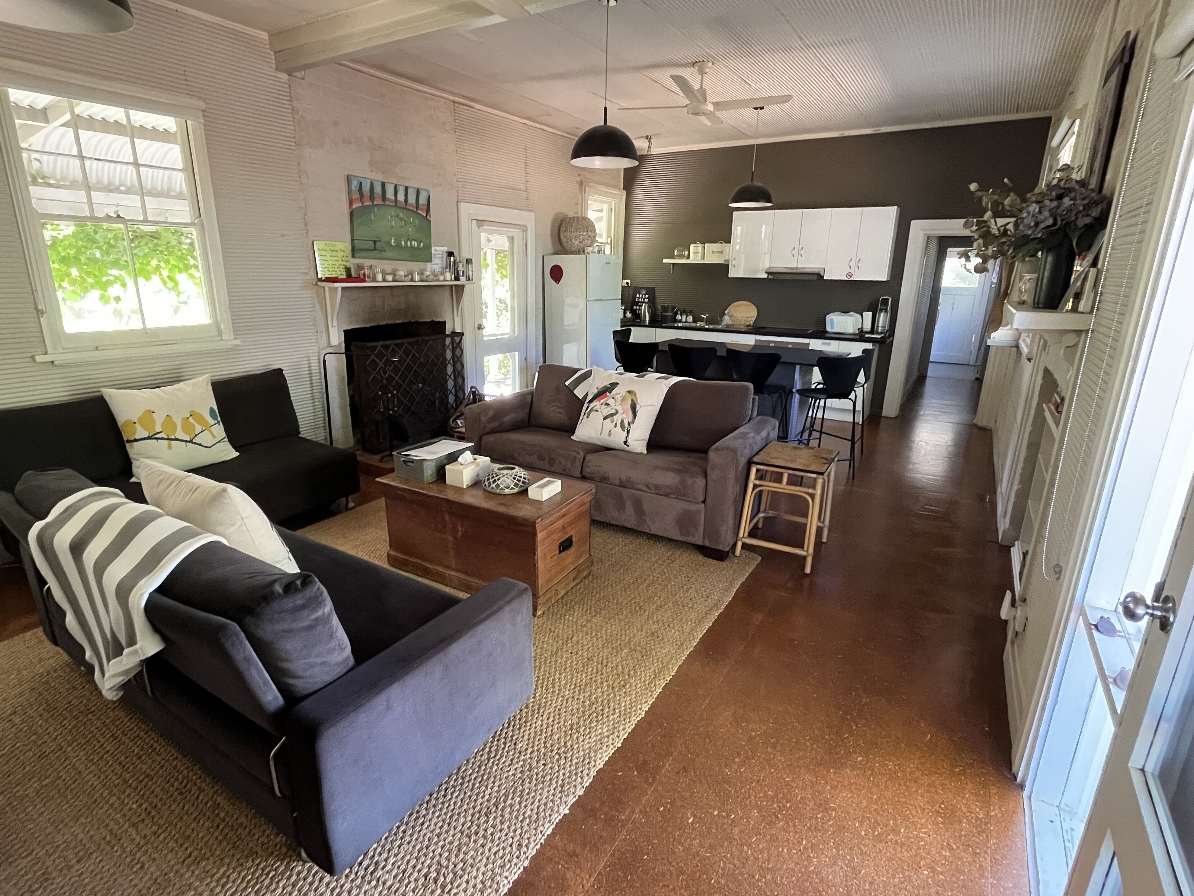 The Chaffcutters Cottage - pet friendly cottage in idyllic rural setting.