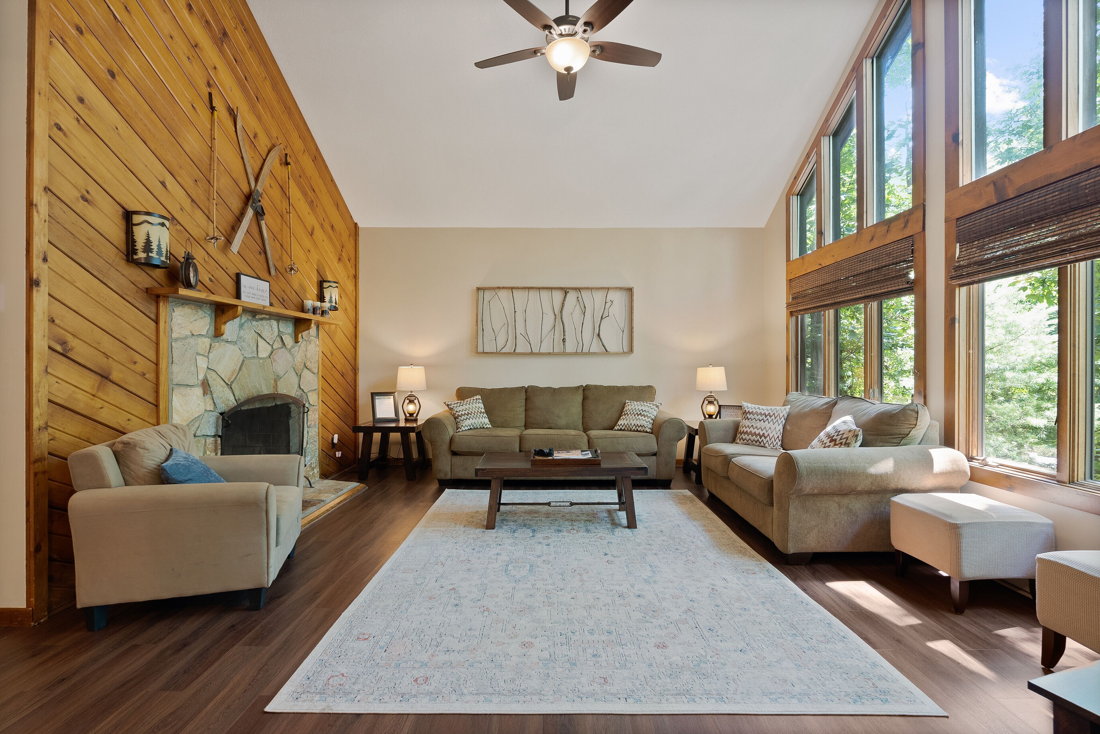 🏔🏠Cozy Massanutten Home w/hot tub & Lv2 EV⛷